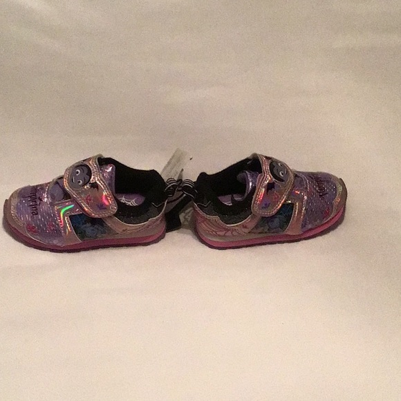 Disney Vampirina Light up athletic Toddler Girl Shoes - Picture 7 of 9